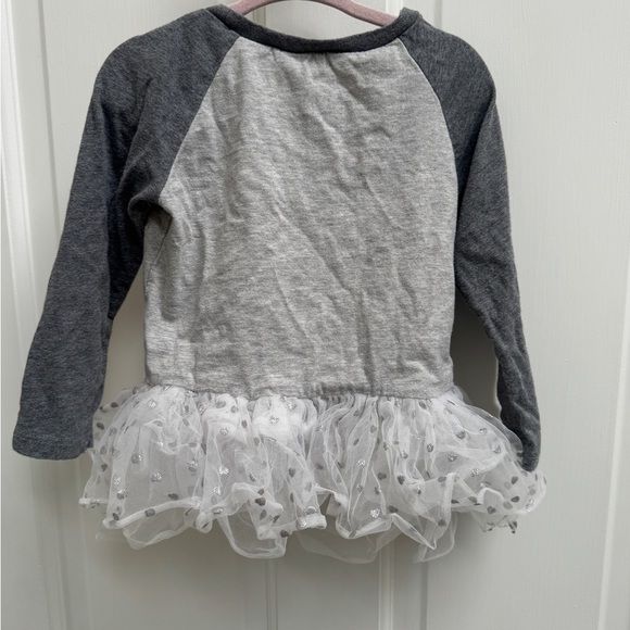 Guess 3T Girls Gray and White Long Sleeve Tee with Tulle Shirt Blouse - Picture 7 of 7